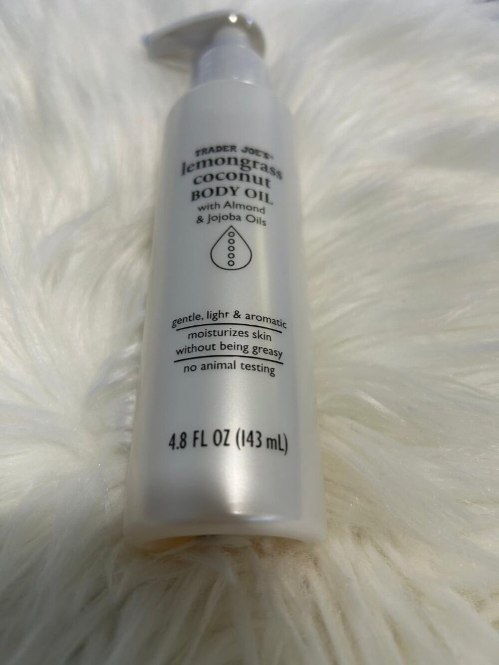Trader Joe's Lemingrass Coconut Body Oil w Almond and Jojoba Oils